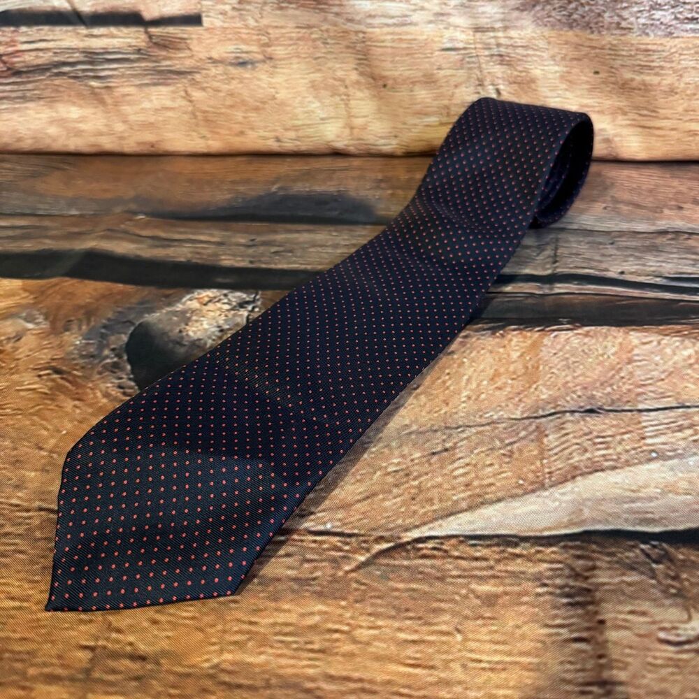 Chadwick Traditionals Men's Navy Red Polka Dot Classic Necktie